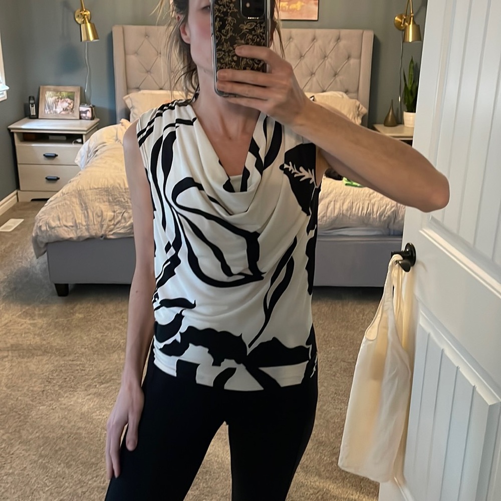 Cowell neck black and white or château tank top